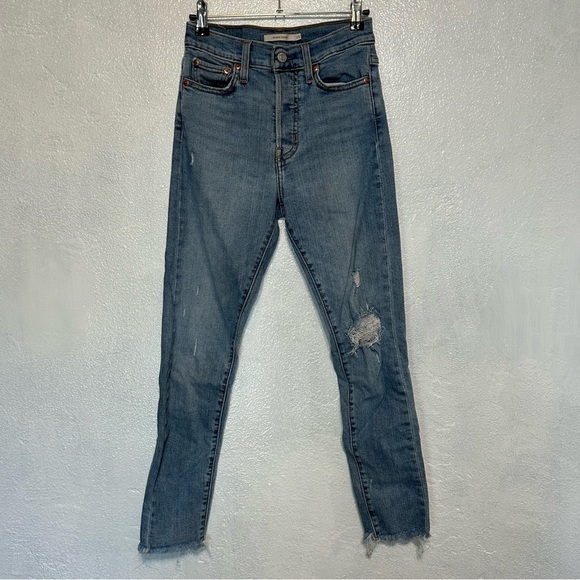 Levi's Wedgie Skinny High Rise Button Fly Jeans - Picture 2 of 9